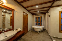 Chimpundu Lodge