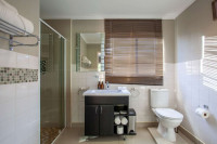 Inverdoorn Game Reserve Lodge