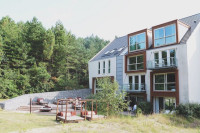 Blooming Suites
