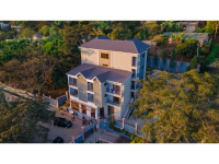 Greenside Hotel