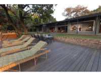 Kauluzi House