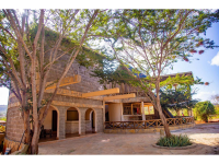 Boma Simba Safari Lodge