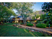 Kubu Safari Lodge