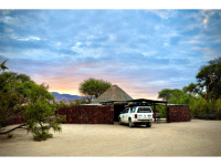 Puros Bush Lodge & Camp