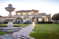 Chateau De Marine Hotel