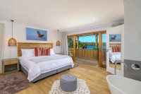 In Toto Retreat