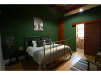 Uthando Backpackers Lodge