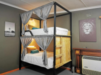 Uthando Backpackers Lodge