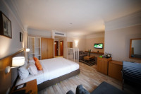 Mado Hotel