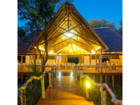 Gomoti River Lodge