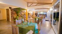 La Cigale Hotel