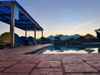 Ecorete Place Hotel