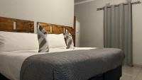 Khwai Moremi Vacation Cottages