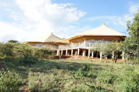 Emayian Luxury Camp