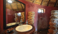 Lake Albert Safari Lodge