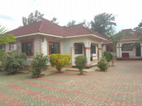 Kili Cottages Mid-range hotel in Moshi (Town) – Breakfast & Dinner Included