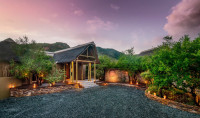 Lush Private Lodge