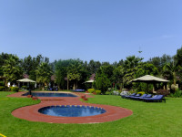 Bougainvillea Safari Lodge