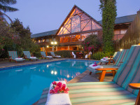 Knysna Log-Inn Hotel
