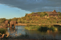 Victoria Falls Safari Lodge