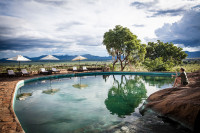Apoka Safari Lodge