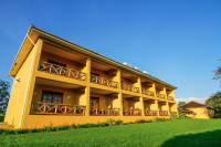 Mountains of the Moon Hotel