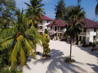 Smiles Beach Hotel