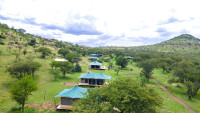 Mbuni Serengeti Camp