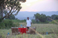 Ihamba Lakeside Safari Lodge