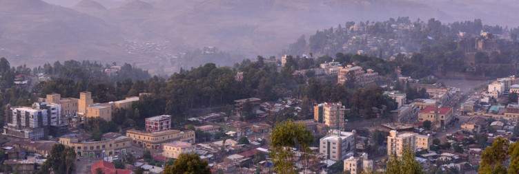 Drive to Gondar-Explore Castles and Churches