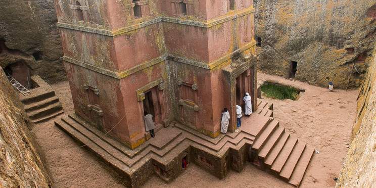 15-Day Grand Ethiopia Cultural and Omo Valley Expedition