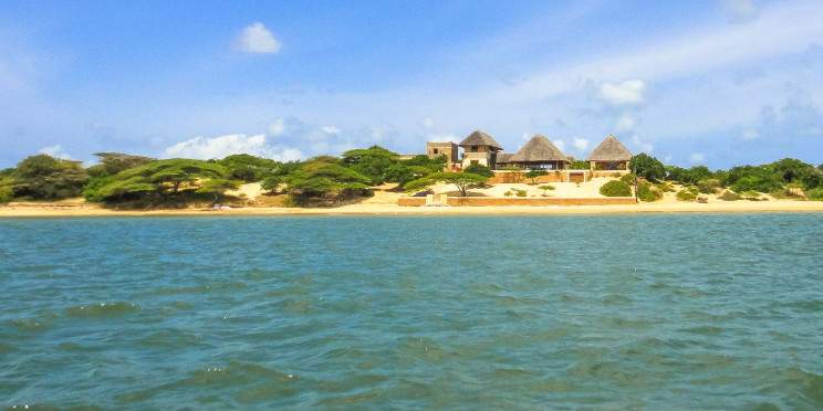 6-Day Mind-Blowing Bush and Beach Kenya Safari