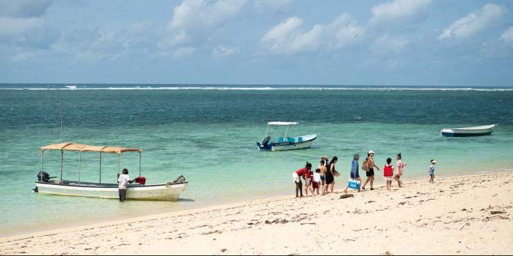 6-Day Amboseli Safari & Diani Beach Escape