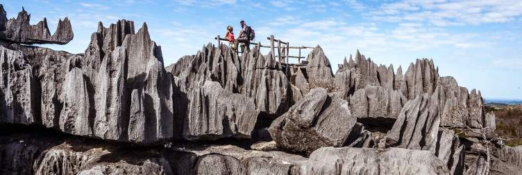 Visit Manambolo river and the Big Tsingy of Bemaraha