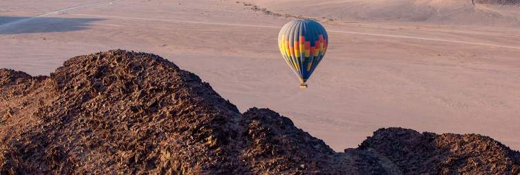 Dune Odyssey – Discovering Sossusvlei and Deadvlei