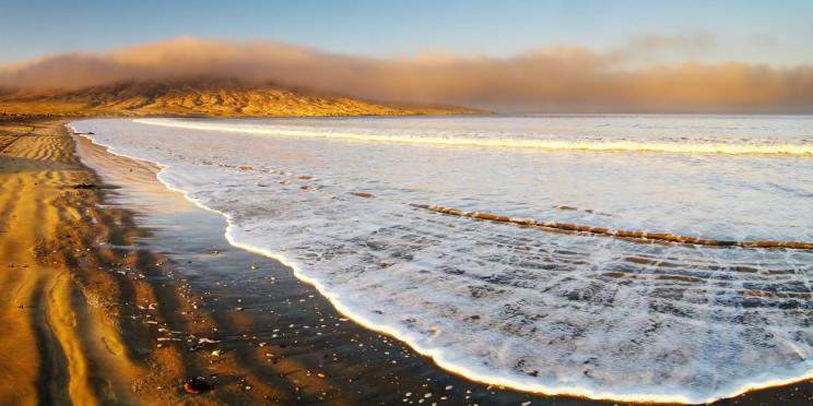 6-Day Namibia Dunes & Wildlife - Budget Lodging Safari