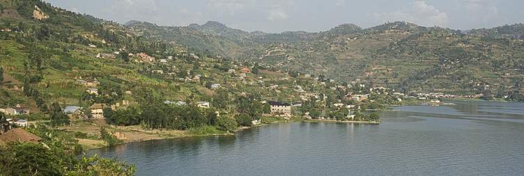 Lake Kivu (1 hour drive)
