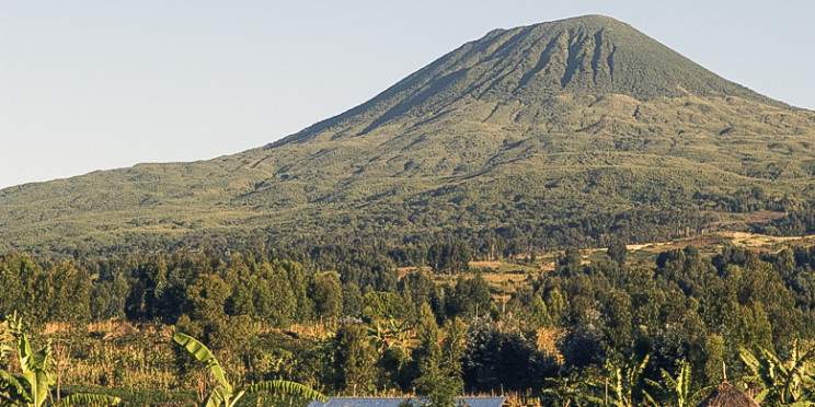 3-Day Volcanoes National Park & Bwindi National Park