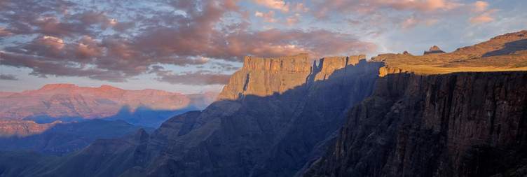 Umhlanga Rocks to Drakensberg