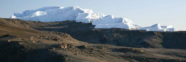 Mawenzi Tarn Camp (4303m) – Kibo Hut (4730m)