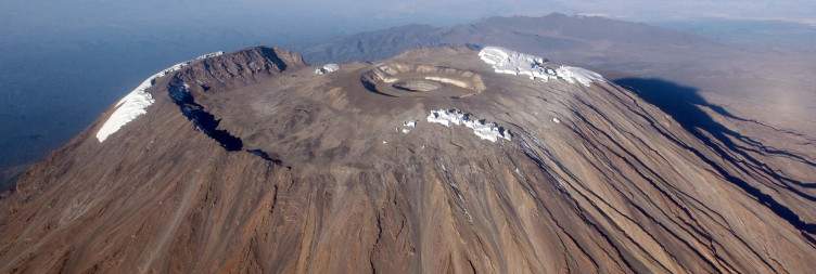 Tarn Camp (4330m) – Kibo Hut (4700m) Hiking time: 4-5 hours Habitat: Alpine desert