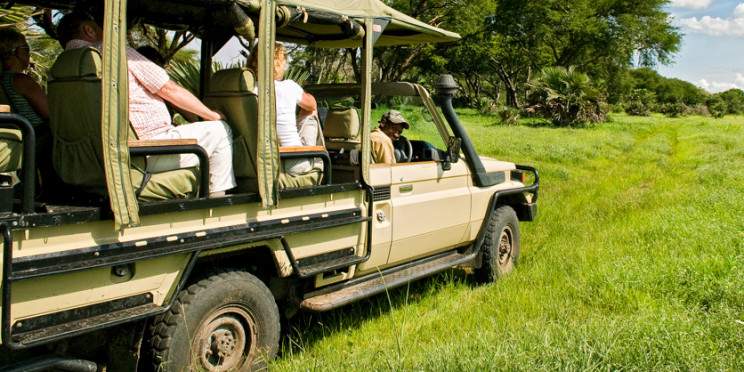 6-Day Camping Group Tour with Two Nights in Serengeti