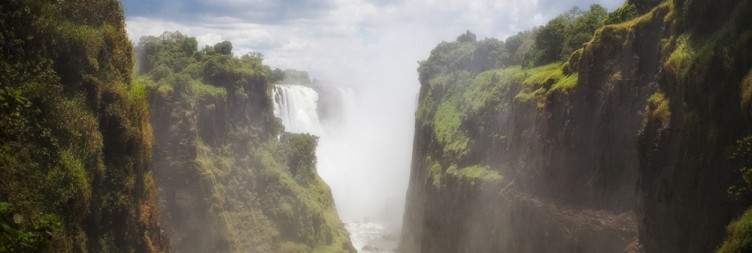 Mosi-oa-Tunya National Park / Victoria Falls