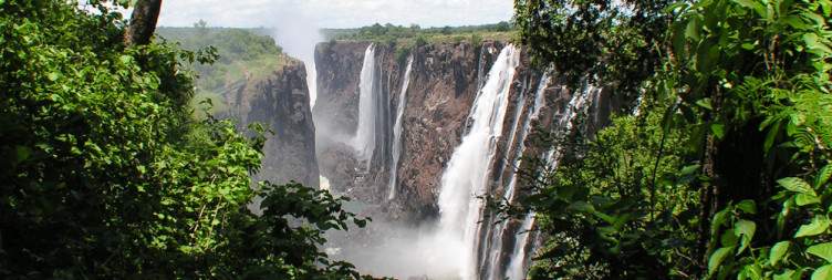 Mosi-oa-Tunya NP / Victoria Falls