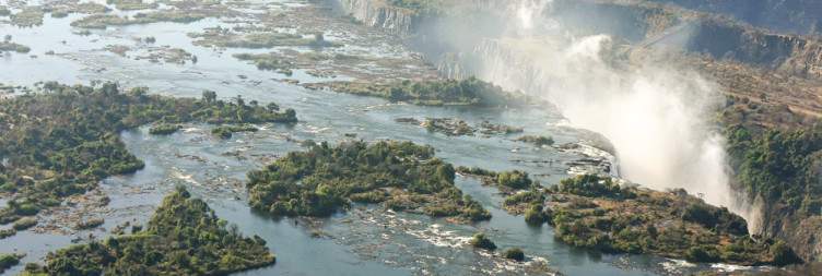 Kasane to Victoria Falls / Zimbabwe