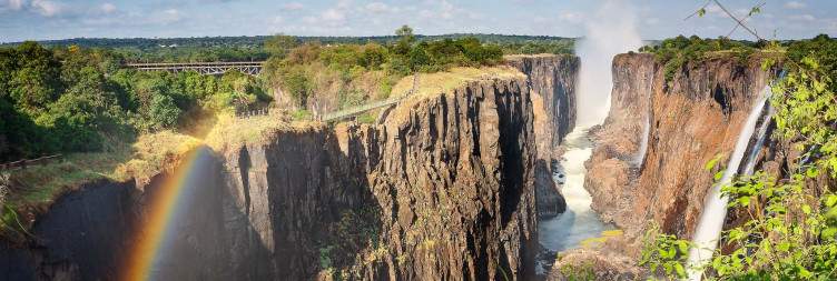 Airport Pickup and Sunset Cruise in Victoria Falls