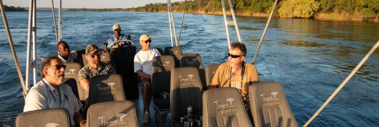 Check In & Dinner Cruise Experience