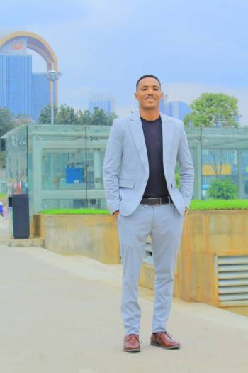 Addis Gize Tour